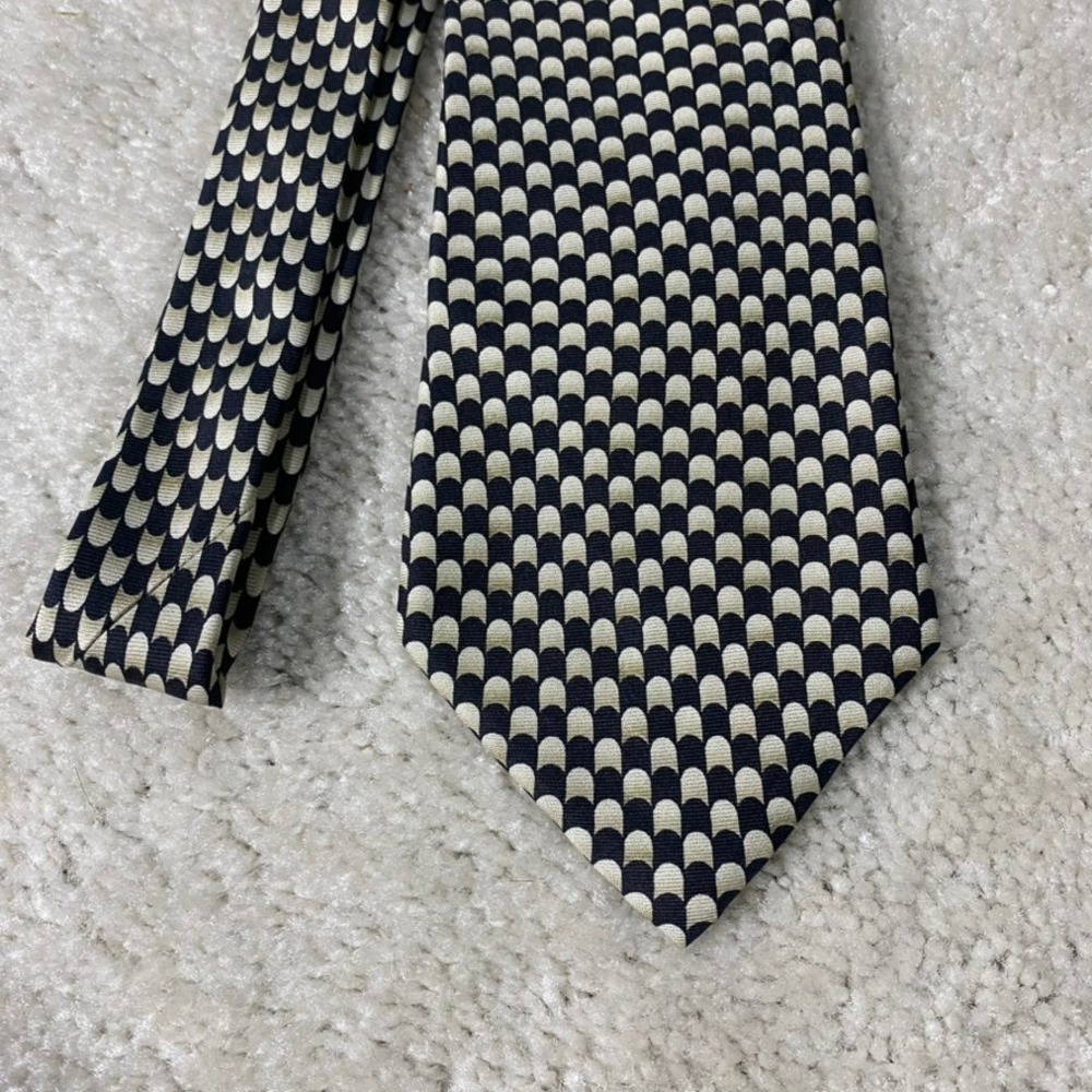 Gitman Bros Silk Tie Benjamin's Navy Cream Geometric Handmade USA Ivy Prep